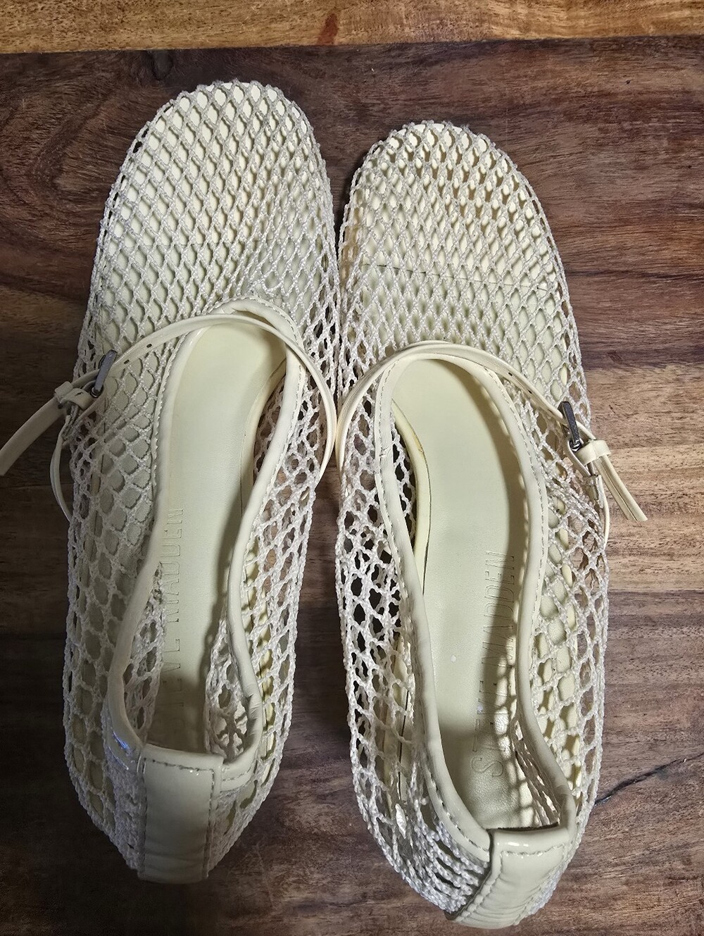 Women’s Cream Mesh Shoes